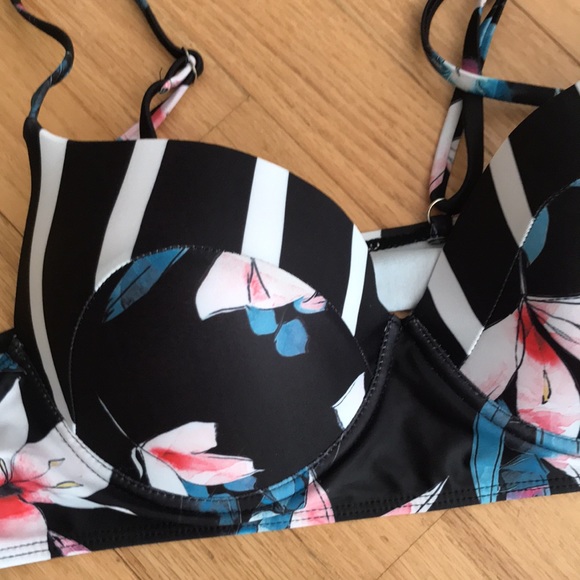 Fashion Concepts Black Stiff Bra Striped Floral Bikini Size XL - Picture 3 of 16